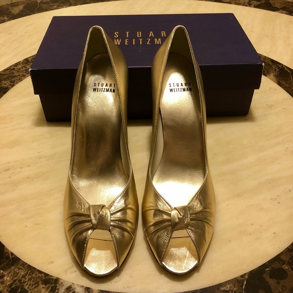 Stuart Weitzman Shoes - Auth New STUART WEITZMAN Metallic Peep-Toe Pumps 8.5
